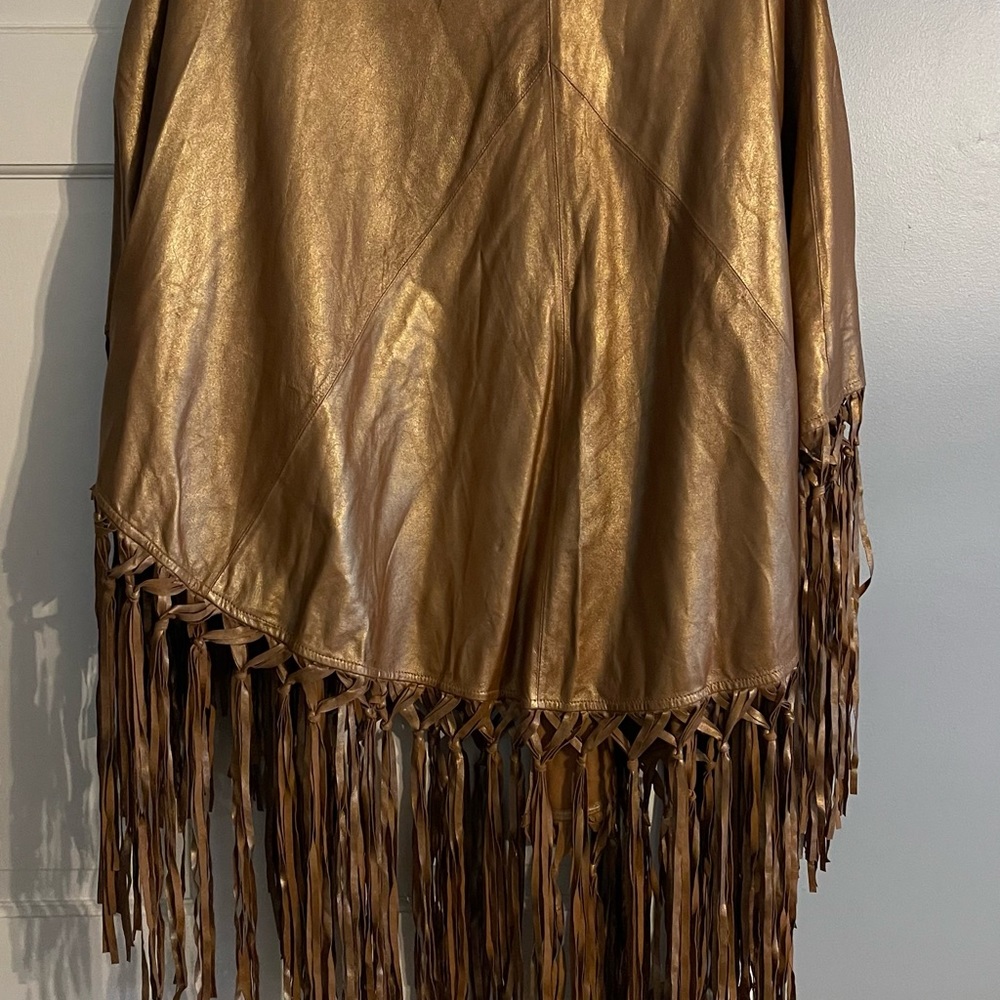 Pure leather cape - Picture 3 of 3